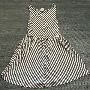 Crazy 8 - Gray/white dress - 5/6